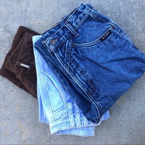 BUNDLE OF 3 VINTAGE JEANS